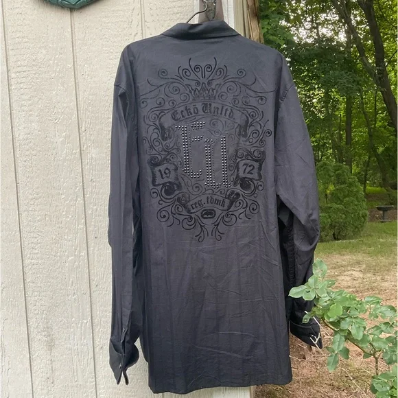 Men’s Ecko Unltd. Classic Studded Black Velvet Accented Button Down Shirt! - Picture 10 of 11
